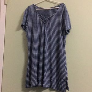Casual cross crosses striped tee